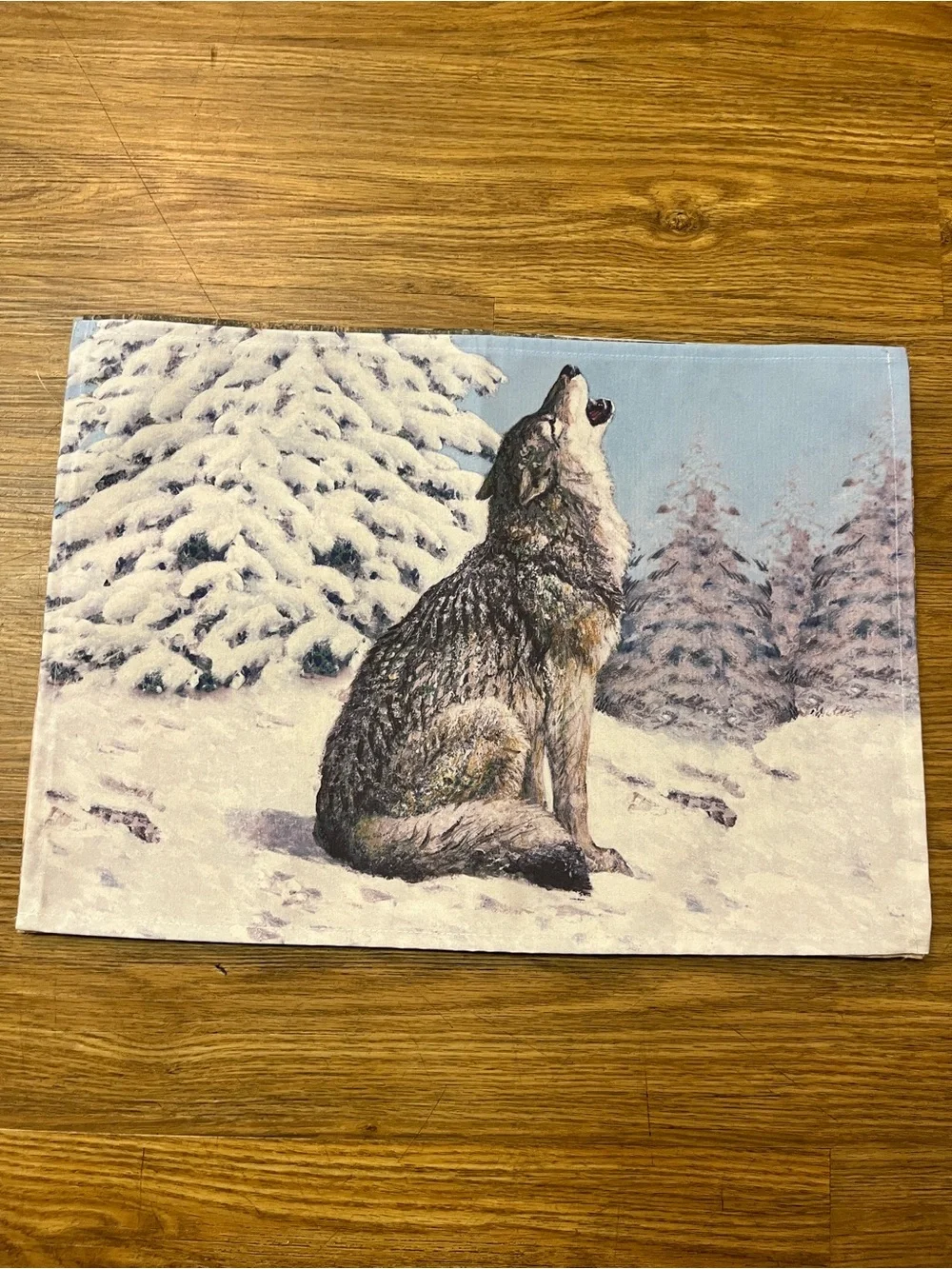 Vintage Set of 4 Handmade Fabric Wildlife Hunting Cabin Placemats Bear Wolf Deer